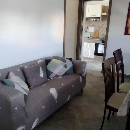 Timar Apartman Eger Luaran gambar