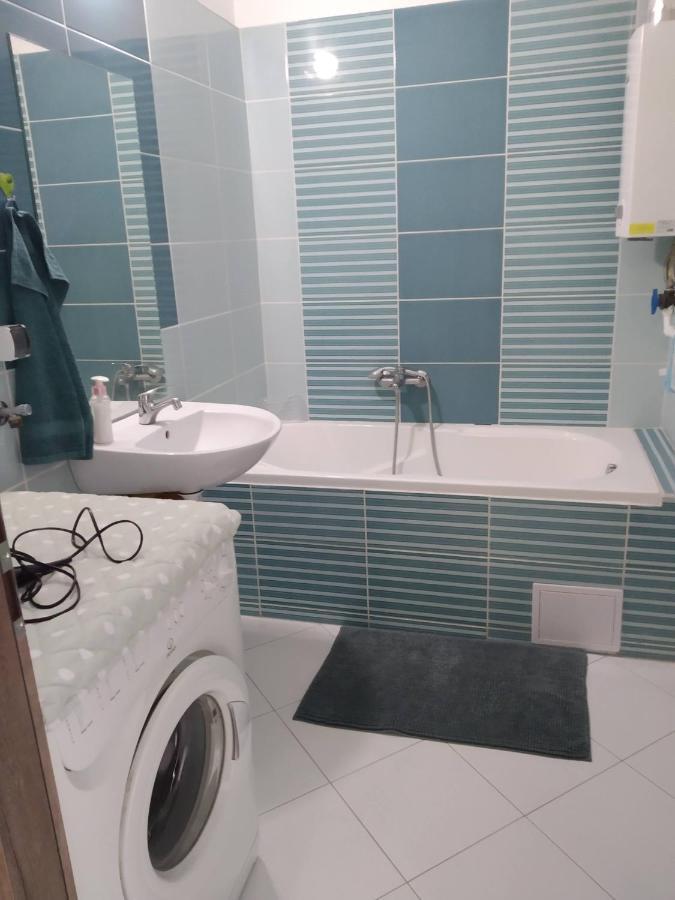 Timar Apartman Eger Luaran gambar