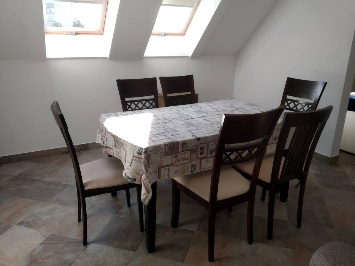 Timar Apartman Eger Luaran gambar